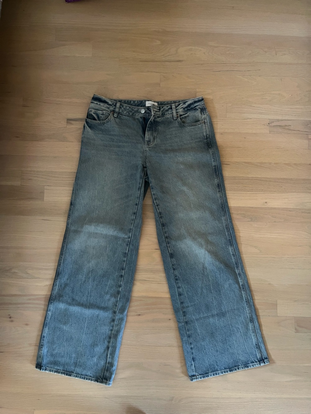 PACSUN Classic Straight Leg Jeans in Washed Gray